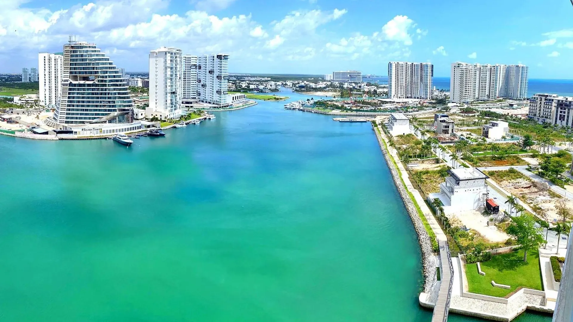 ***** Hotel Renaissance Cancun Resort & Marina Mexico
